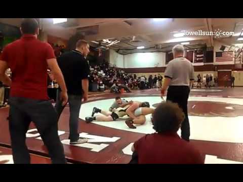 Malik Settles of #Lowell #wrestles Luc Chretien ofp #Haverhill in Div 1 North Sectional 182 final