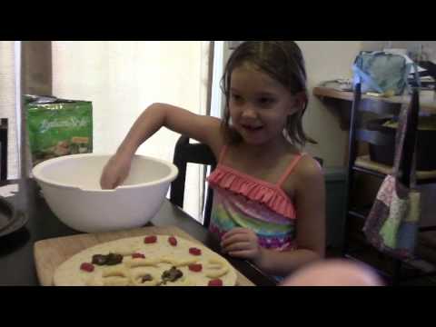 STELLA AND AMELIA PIZZA CHALLENGE