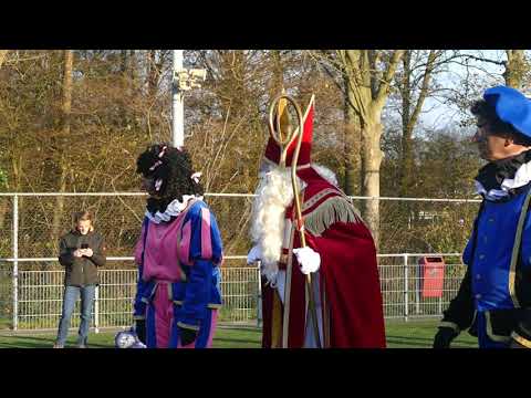 Sinterklaas op bezoek bij MVV '27