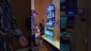 Download lagu Slot Machine Magic Trick! #casino #gambling #slots mp3