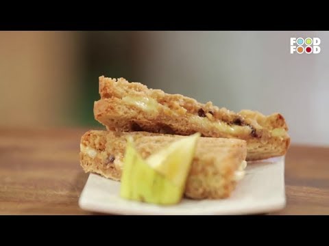 Peanut Butter Banana Bread Toast | Creamy Peanut Butter And Banana Sandwich Recipe | FoodFood