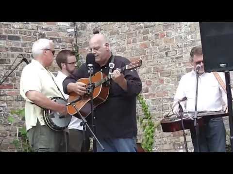 The Chicago Bluegrass Band - She Thinks I Still Care