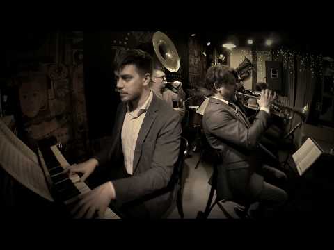 MOSCOW RAGTIME BAND – I Ain't Gonna Give Nobody None Of My Jelly Roll