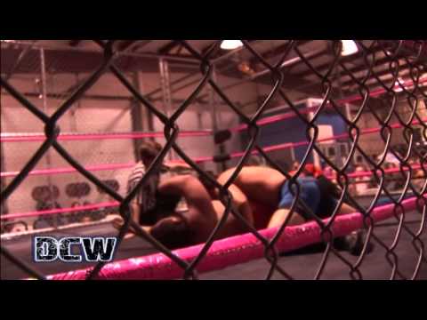 DCW No Limits Cage Match