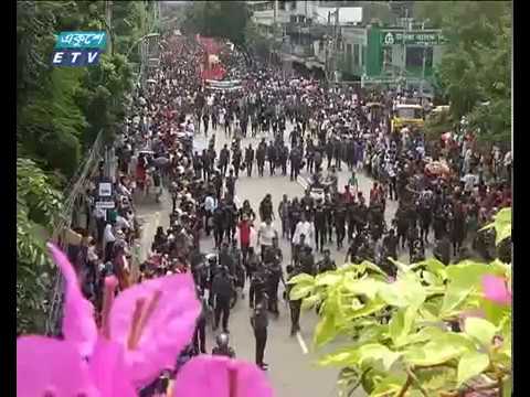 ধর্মীয় ভাবগাম্ভীর্যের মধ্য দিয়ে পবিত্র আশুরা পালন