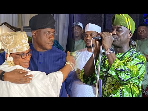 Watch How K1 De Ultimate Honored Senator Musliu Obanikoro on Stage at the Burial Party