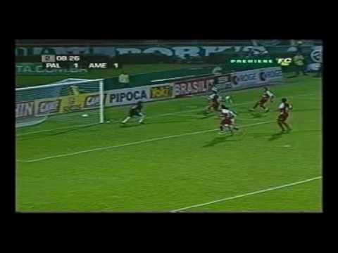 Melhores momentos do meia Adriano Peixe.