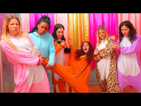 PIGIAMA PARTY FINITO MALE.. HANNO LITIGATO!!