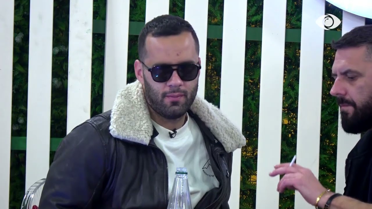 Me një vrimë i bie fyellit…/ Ina debaton me Brikenën