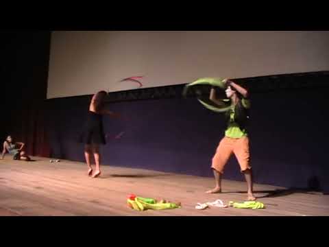 Super-Con 2011 Sábado Swing Poi