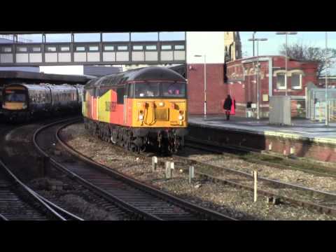 56087 and 56078 pass Gloucester with 0z56. 15/12/2014