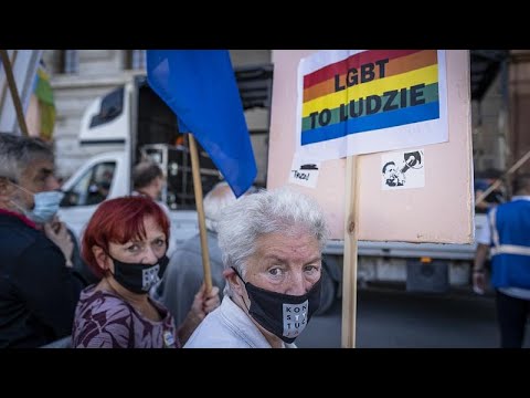La Polonia non è un Paese per gay: l'attacco alla comunità LGBT