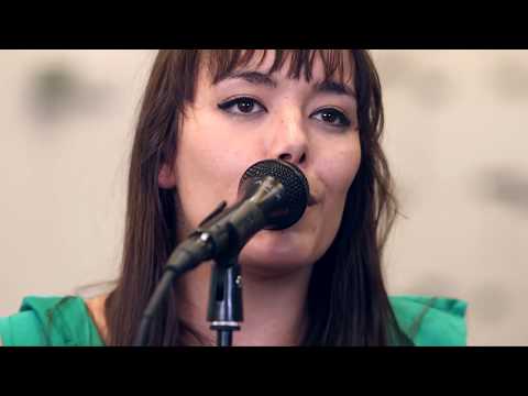 Yasmo & die Klangkantine mit "Einer dieser Tage" im STANDARD Player