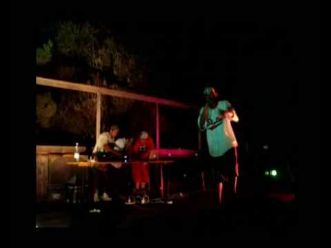 Clandestini Ghetto Villa Cozza Macerata