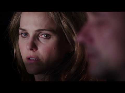 The Americans 1x01 - In the air tonight