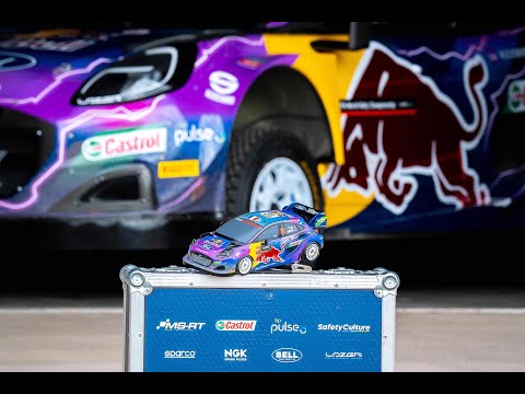 Миниатюра изображения товара Радиоуправляемая игрушка Nikko Гоночный болид Night Mode RC / 10390