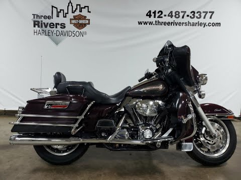 2005 Harley-Davidson® Electra Glide® Classic Two-Tone Black Cherry and Black Pearl