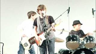 RED HOT CHILI PEPPERS - MAKE YOU FEEL BETTER COVER - CLASSIFIED