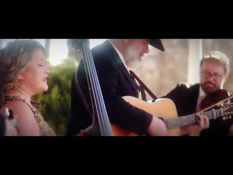 Starlett & Big John, "Living in the South" [OFFICIAL MUSIC VIDEO]