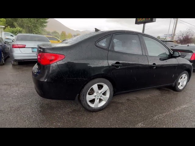 2010 HYUNDAI ELANTRA SEDAN 4-CYL, 2.0 LITER BLUE SEDAN 4D