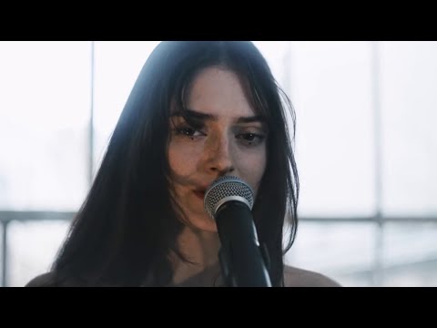 Solann - Narcisse [Live Session] © Solann