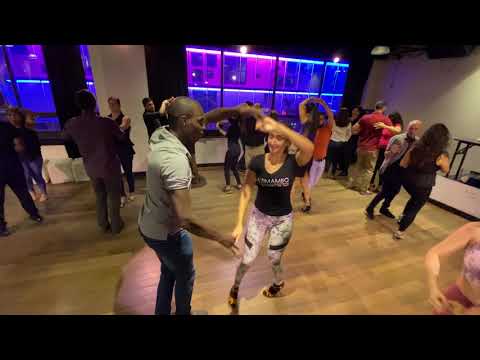 Edson (Salsa Class)(3) at the Baila Con Gusto Night on October 24th 2019