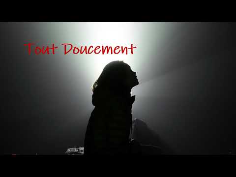 Tout Doucement -  Bibie (Paroles)