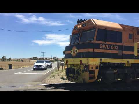 freight train GWU003 GWU004 GWA001