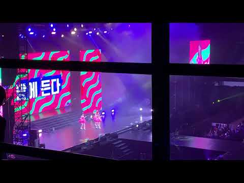 190629 여자친구 (GFRIEND) Heol~ Daebak~ Time（Hug Hug）/ Monday Blues（World Peace) @ GGG Kuala Lumpur