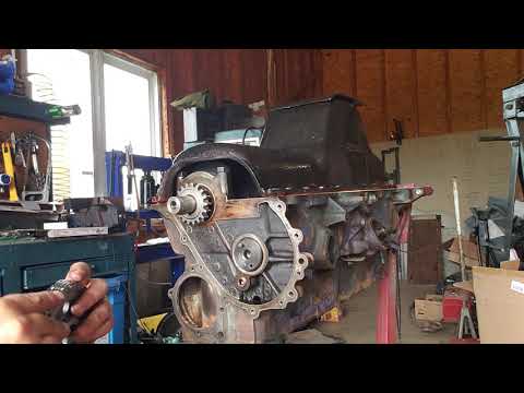 Installing the Cam and valvetrain in the 82 Jeeps 258ci.