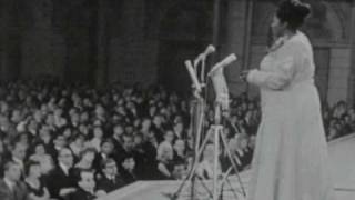 Mahalia Jackson in concert  1961 part 1 Holy Bible