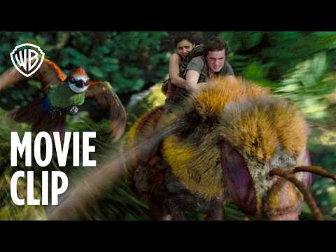 Giant Bee Escape! - Movie Clip