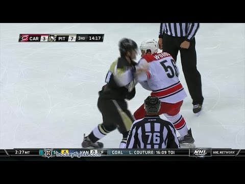 Brendan Woods vs Tyler Biggs Sep 22, 2015