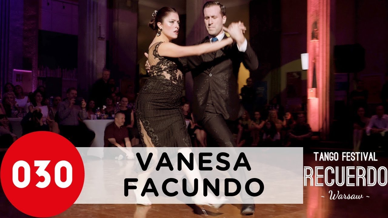 Vanesa Villalba and Facundo Pinero – Maquillaje #VanesayFacundo