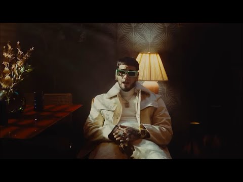 Se Ve Mas Linda Conmigo Que Con El - Anuel (Video Oficial)