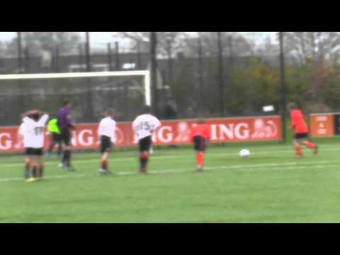5 nov 2014 VV De Meern D3  - Montfoort D1 beker 2-2 Penalty wordt verzilverd door Montfoort