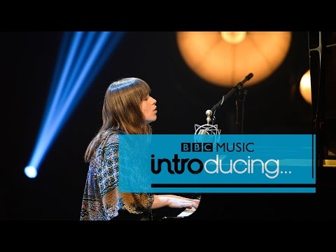 Gabrielle Aplin - Salvation (BBC Introducing session)
