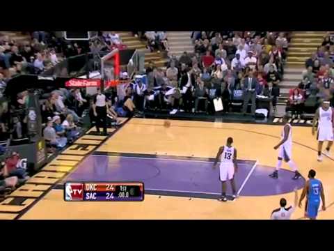 Eric Maynor half-court buzzer-beater vs Kings!