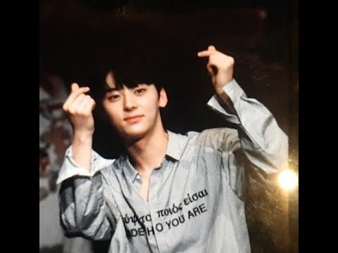 [ Wanna One ] 170812 Hwang Minhyun at Wanna One fansign - 워너원