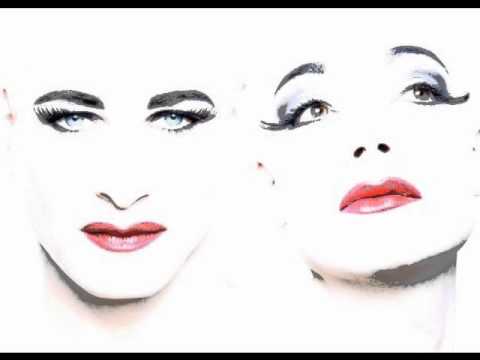 Malediva - Gott macht die einen schön