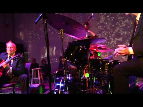 Accentuate the Positive (Live at Strand)  - Tony DeSare