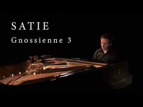 ERIK SATIE Gnossienne 3 - Alessio Nanni, piano