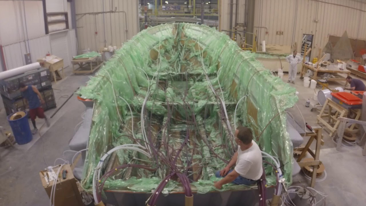Back Cove 34O Hull Production