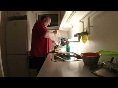 MongoTV_7152 - Min Natmad - FRANSKBRØD Med REJSESALAT og TYK ØKO KÆRNEMÆLK