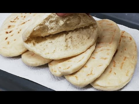 Pain Moelleux Facon Pita Cuit A La Poêle