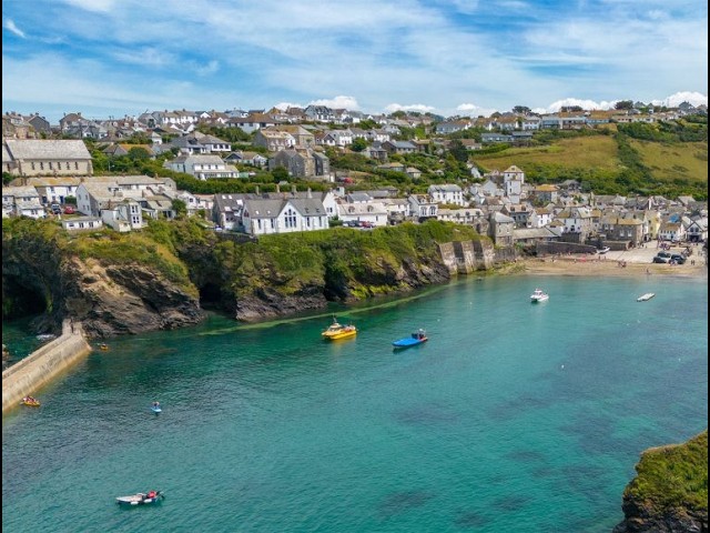 Live webcam view of Puerto Pesquero de Port Isaac