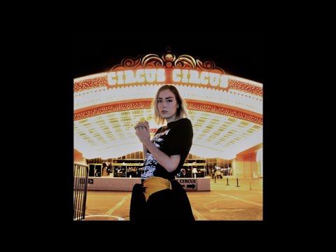 download lagu mp3 mp4 Circus Circus Jenna Holiday, download lagu Circus Circus Jenna Holiday gratis, unduh video klip Circus Circus Jenna Holiday