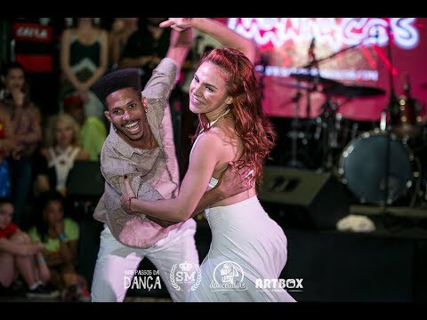 Sambamaniacos 2018 - Adriano Robinho e Evelin Malvares