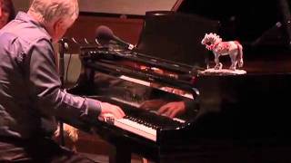 A Wonderful Christmastime (McCartney) Sample