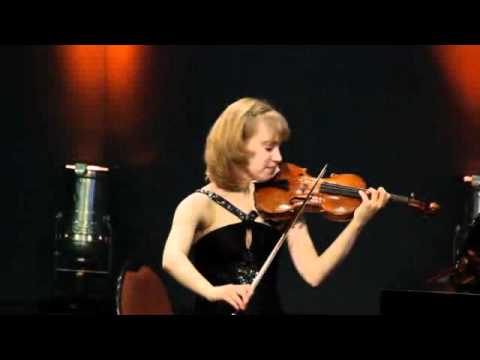 106.  MHIVC 2011 -- Round 2 -- Competitor 12 -- Robyn Bollinger B